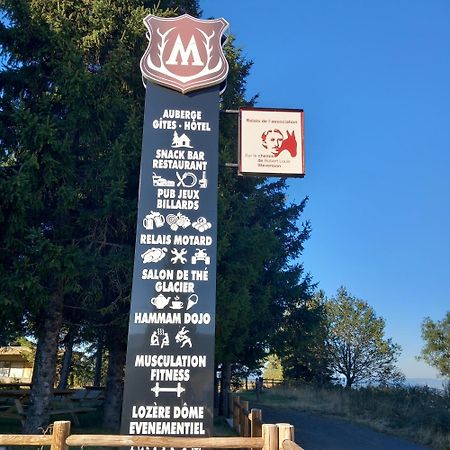 Отель Montlo Relais Des Cerfs Cubieres Экстерьер фото